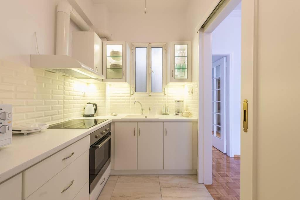 New! Bright & Remodeled 1Bed Apt 2Min Walk To Acropolis Athens Exterior photo