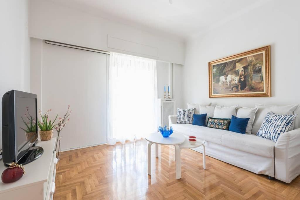 New! Bright & Remodeled 1Bed Apt 2Min Walk To Acropolis Athens Exterior photo