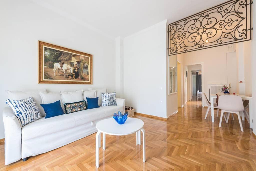 New! Bright & Remodeled 1Bed Apt 2Min Walk To Acropolis Athens Exterior photo
