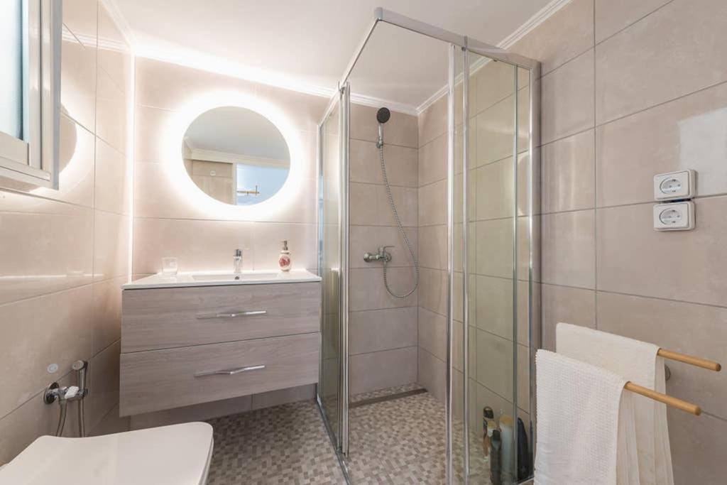 New! Bright & Remodeled 1Bed Apt 2Min Walk To Acropolis Athens Exterior photo